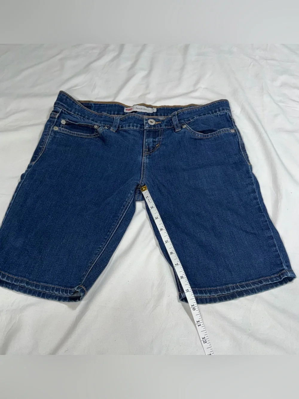 Levi's Denim Bermuda Shorts Juniors 9 Dark Wash Knee Length Classic Blue P74